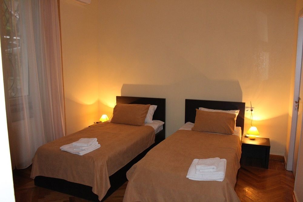 טביליסי V Park Hotel מראה חיצוני תמונה