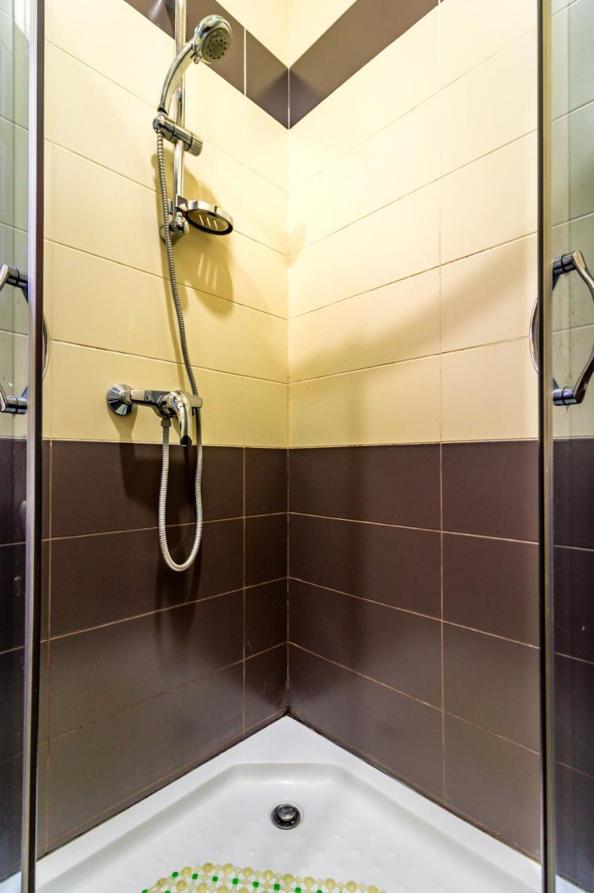 טביליסי V Park Hotel מראה חיצוני תמונה